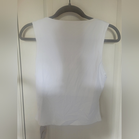 COMMENSE White Sleeveless Square Neck Top. Sz M. - Picture 6 of 7